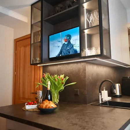 в старой риге рядом с рекой даугава