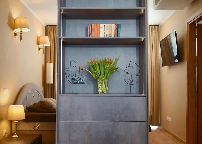 в старой риге рядом с рекой даугава *