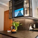 в старой риге рядом с рекой даугава