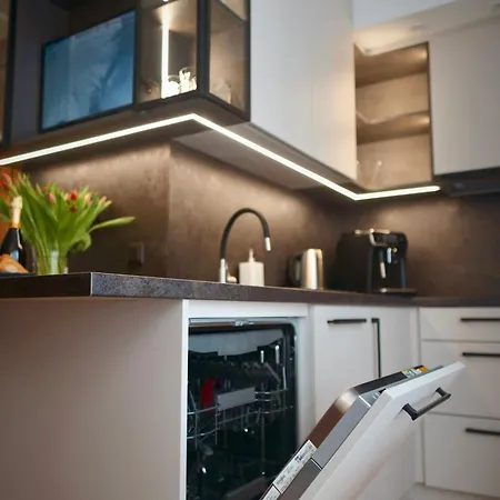 в старой риге рядом с рекой даугава